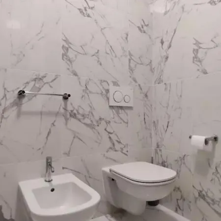 Guest house Stanza Nr 2 In Zona Solari In Incantevole