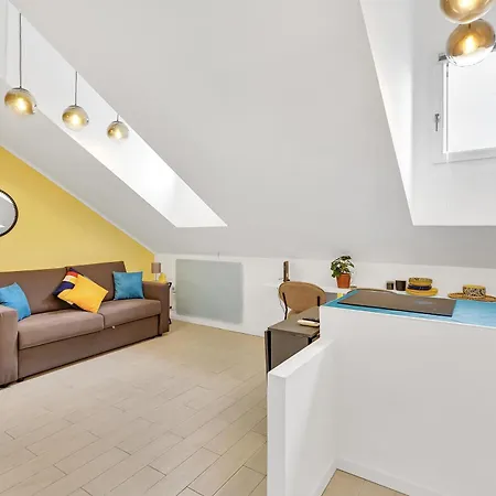 Duomo - Bright Gateway Downtown