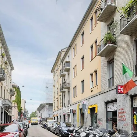 Easylife - - Niccolini 20 - Porta Garibaldi Διαμέρισμα *