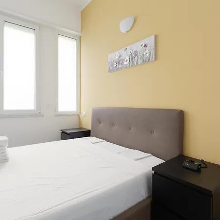 Martesana Cosy Apartment- M1 Gorla Red Line Apartment *