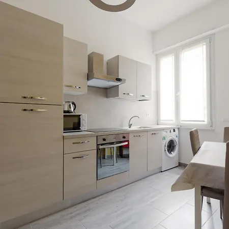 Martesana Cosy Apartment- M1 Gorla Red Line * Milan