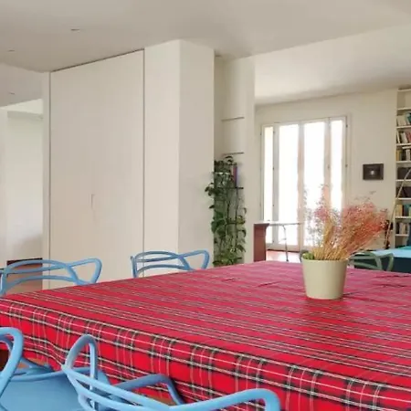 Stanza Nr 4 In Incantevole In Zona Solari Guest house Milan