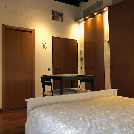 Brera Vip Spotlight - Brera - Duomo - Castello Sforzesco - Lanza Metro M2 Μιλάνο