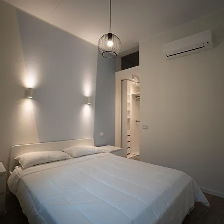 Apartment Rifugio Milanese Con Parcheggio Privato, Ambiente Tranquillo E Convenienza Milan
