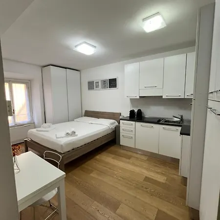 דירה Nest For Two Three Min From Duomo מילאנו
