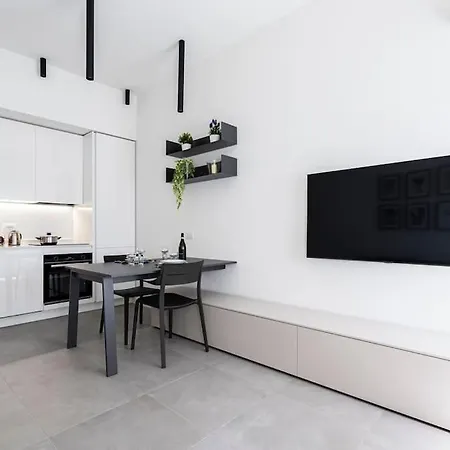 Aria Di - Scalo Farini * Milano