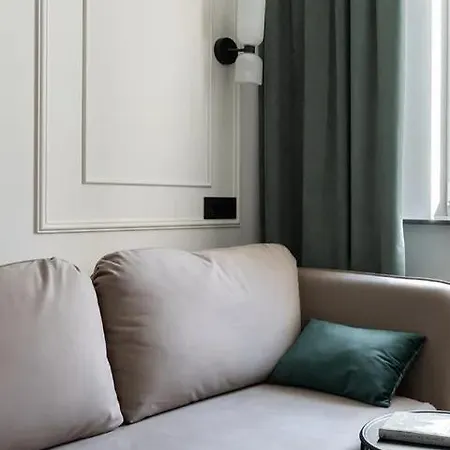 Apartment Corso Garibaldi Prostore And Central Location Milan