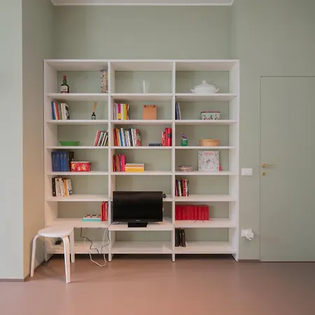 Xenia - Attic In San Siro Area Milan