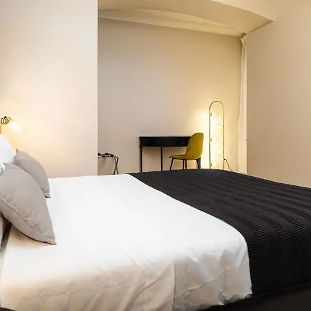 Arco Della Pace - Stylish In The Heart Of