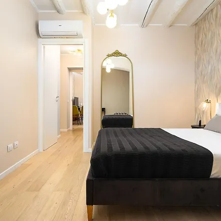 Apartment Arco Della Pace - Stylish In The Heart Of Mailand