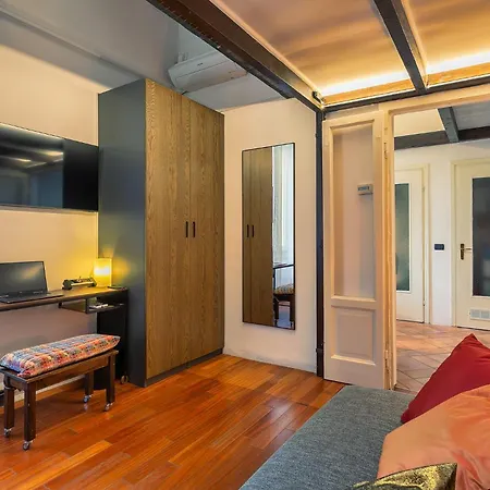 Porta Nuova-brera Di Pregio Apartment