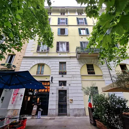 Porta Nuova-brera Di Pregio Apartment
