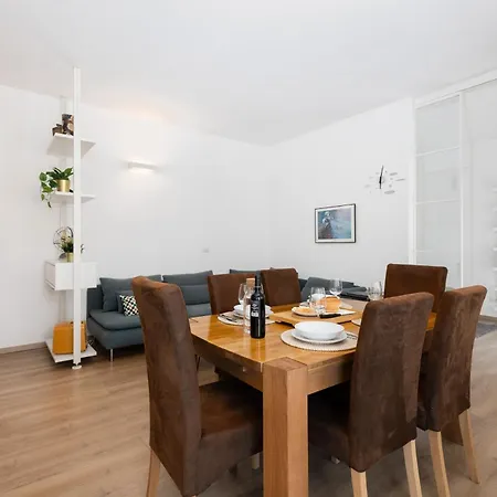 Lägenhet Sarca 41 *