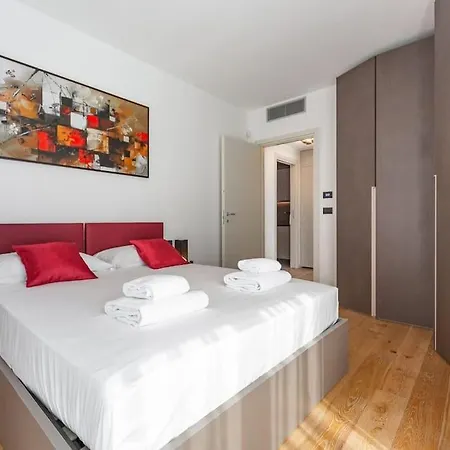 Appartement East Garden Lambrate Elegante Moderna Milaan