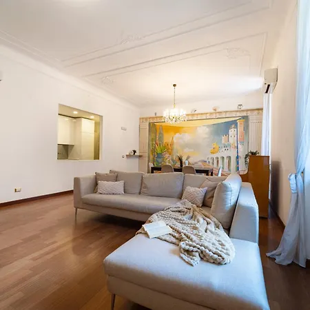 Luxury In Central Station - Pergolesi 24