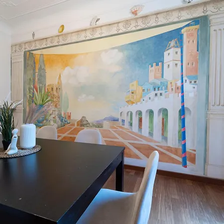 Luxury In Central Station - Pergolesi 24