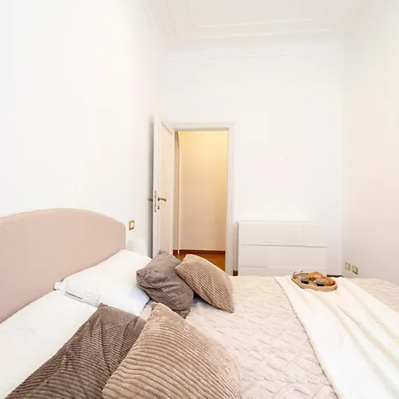 Luxury In Central Station - Pergolesi 24