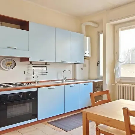 De Angeli District 2