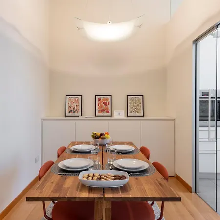 Sempione, 51 Ampio E Luminoso Appartement