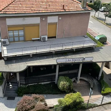 Luxury 100 Mq A Stone's Throw From The Duomo Apartment *