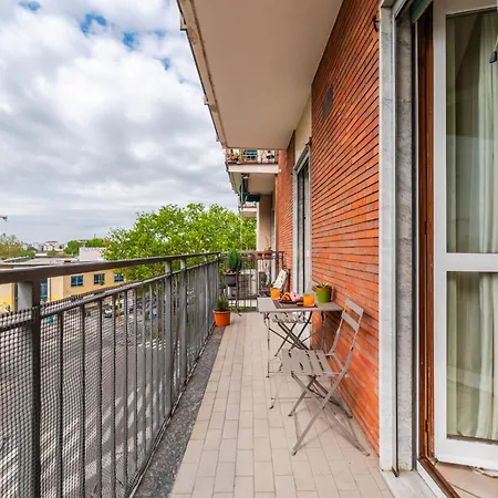 Apartment The Circle - Ampio Sui Navigli - Self-check In