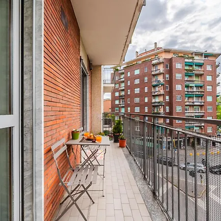 The Circle - Ampio Sui Navigli - Self-check In Mailand