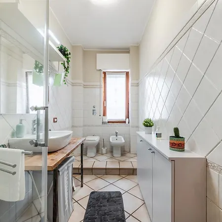 The Circle - Ampio Sui Navigli - Self-check In Milan