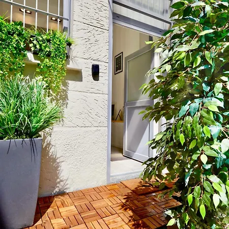 Lorianna Rock House Daire *