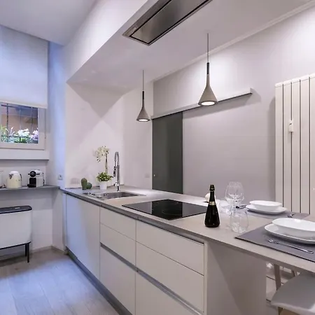 Contemporary Loft - Station