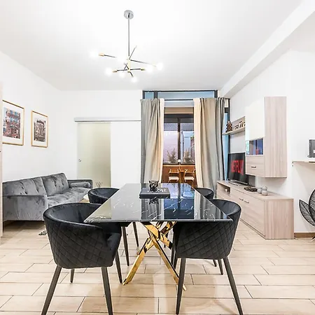 The Boutique - In The Heart Of Navigli * Milán