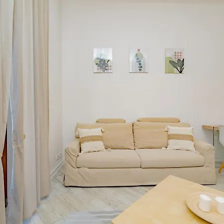 Turrohouse-duomo 12 Minutes Away