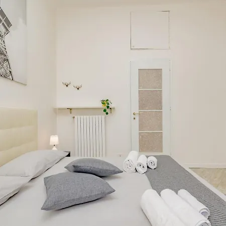 Apartment Turrohouse-Duomo 12 Minutes Away