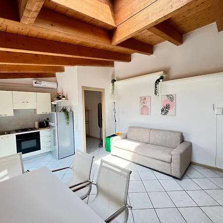 Big Mansarda Goldoni - Duomo M4 Lin Airport Apartman
