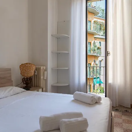 Porta Venezia - Youhosty Daire *