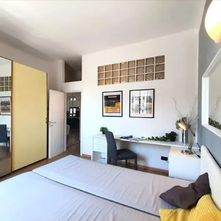Convenienza E Ottimo Collegamento Coi Mezzi - Imbriani Urban Retreat Apartamento *