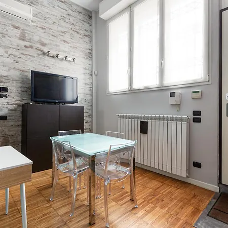 Διαμέρισμα Guesthost - - Gorla M1 Modern Studio! Μιλάνο