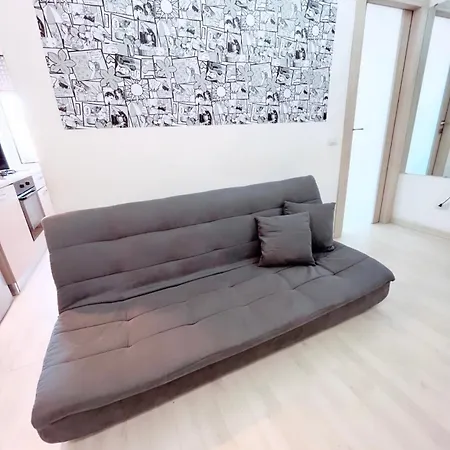 Nice With A Big Balcony Apartment *