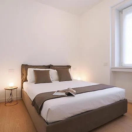 Contempora - Lovely One-bedroom, Tonoli, Citylife Apartamento *