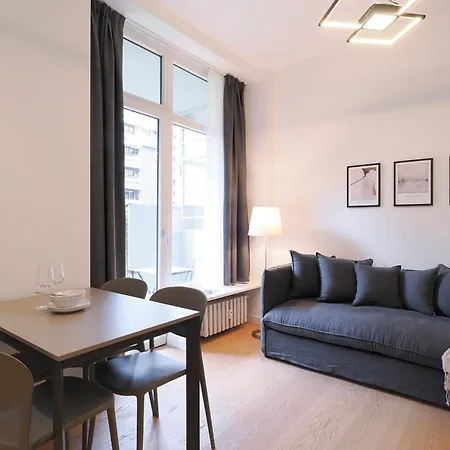 Apartamento Contempora - Lovely One-bedroom, Tonoli, Citylife