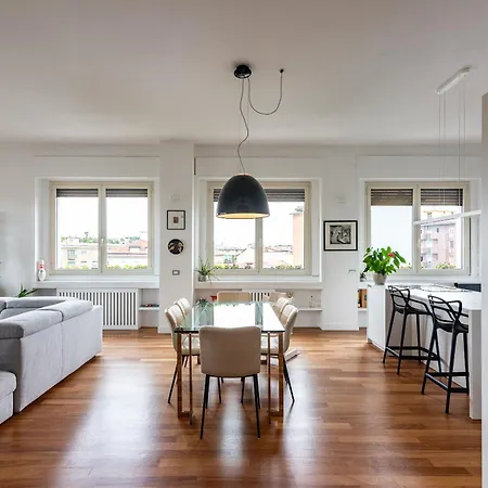 De Amicis Apartmán *