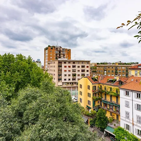 De Amicis Apartmán *