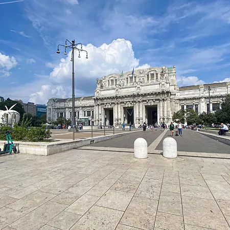 Melchiorre Gioia Vista Alpi With Terrace By Halldis *
