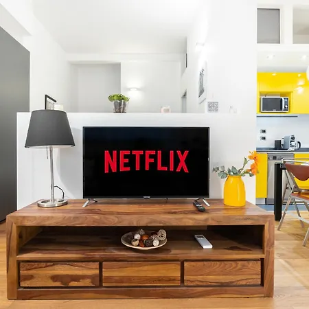 Exclusive Suite1- Vicino Metro, Citylife, Stadio San Siro E Fiera Apartamento