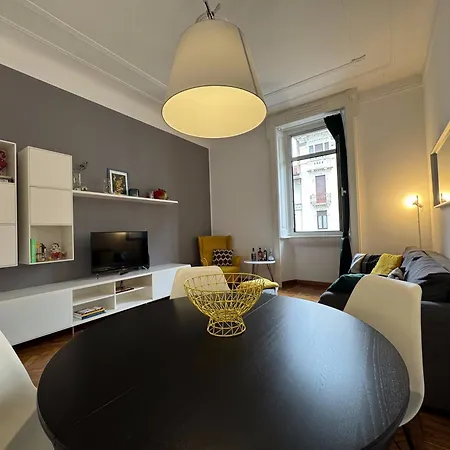 Via Stradivari - Vicino Duomo Apartment Milan