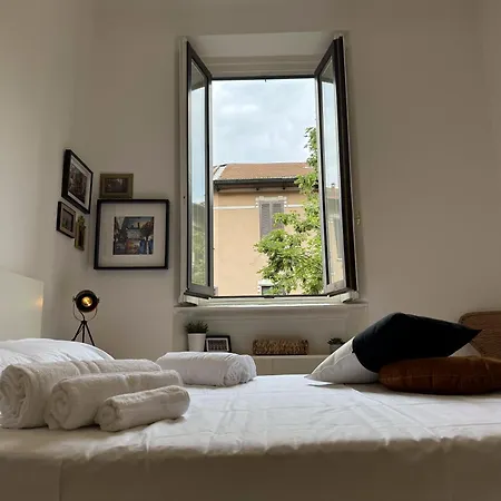 Via Stradivari - Vicino Duomo Apartament Mediolan