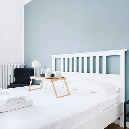 Easylife - Wonderful In Porta Romana * Milan