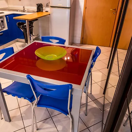 Cozy Rogoredo Next To The Metro And Train Station