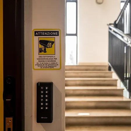 Cozy Rogoredo Next To The Metro And Train Station アパート