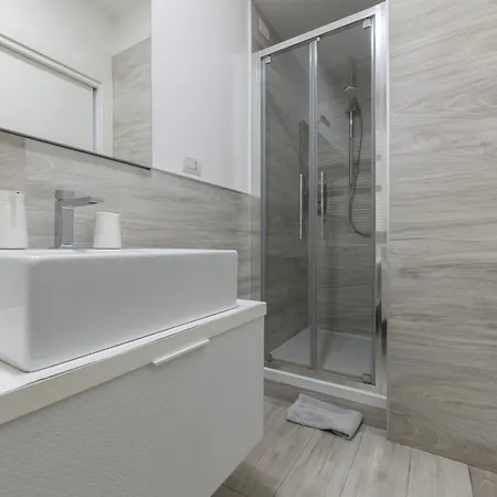 Chezromyk The Kosher 4*