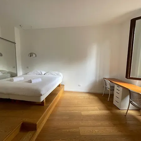 Elegante Bilocale De Angeli - Mirable Pm